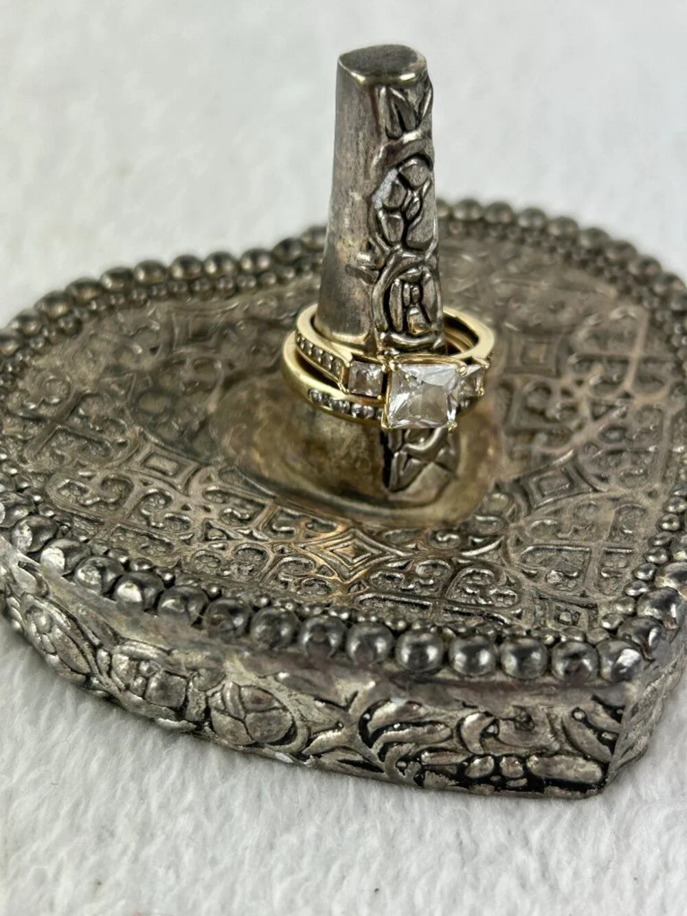vintage heritage mint company silver plated-heart shaped ring/earings holder